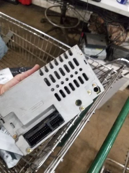 Equipo de audio Radio Opt UP0 compatible con 00-05 SATURN L SERIES 95410 Foto 2 de 2