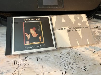 SUZANNE VEGA 2 CD LOT: TOM'S DINER REMIXES + DAYS OF OPEN HAND