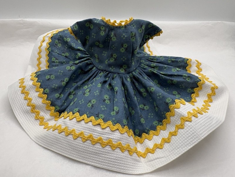 Vintage 1959 Ideal Little Miss Revlon Doll Rick Rack Dress #9420 Crisp Mint