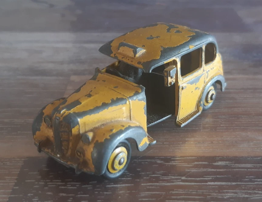 DINKY TOYS RÉF. 670 / Voiture Blindée / Pas De Boîte (1954/65) MC111237 EUR 28,18 - FR