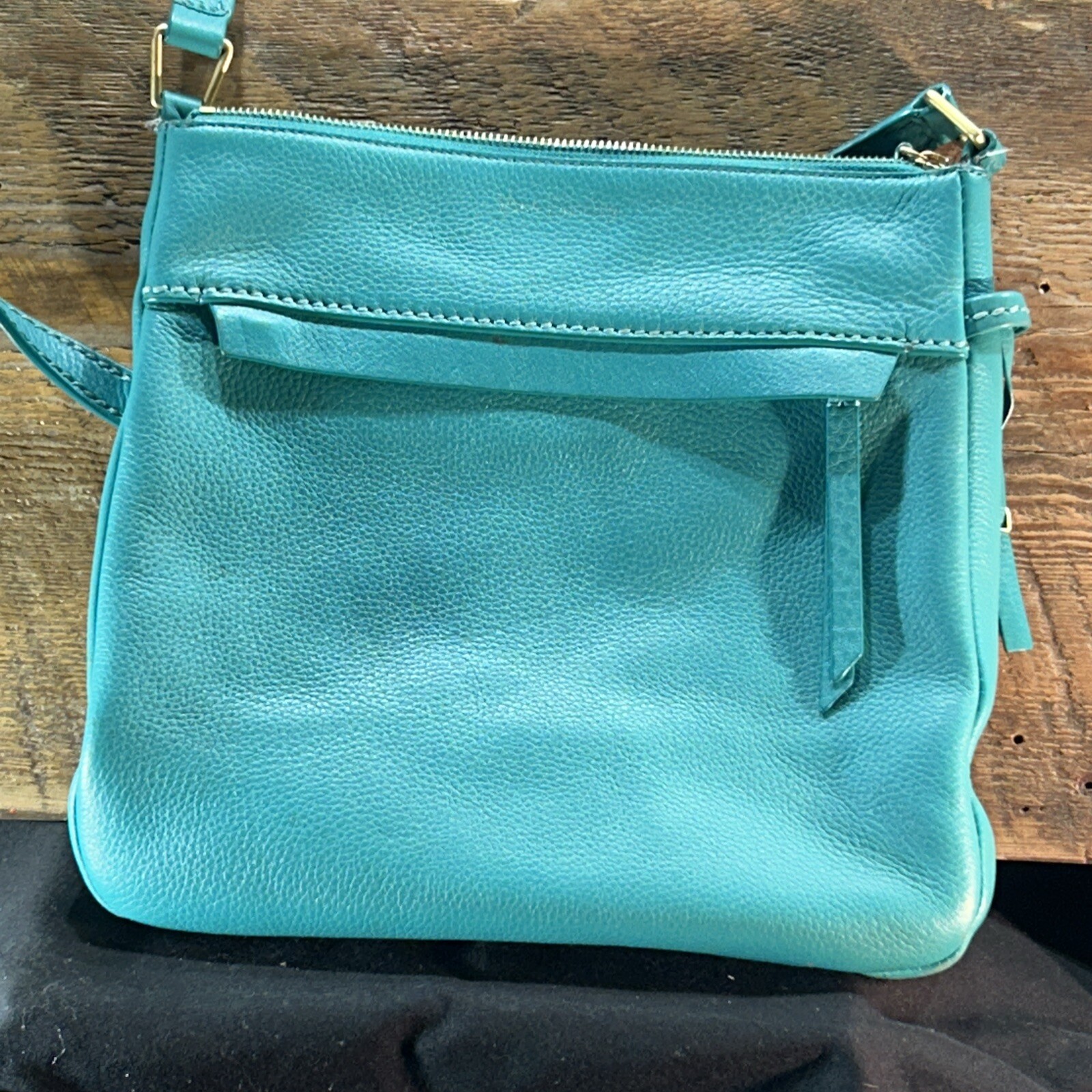 Vera Bradley  genuine Leather Mallory Crossbody  Peacock Blue/ teal Purse