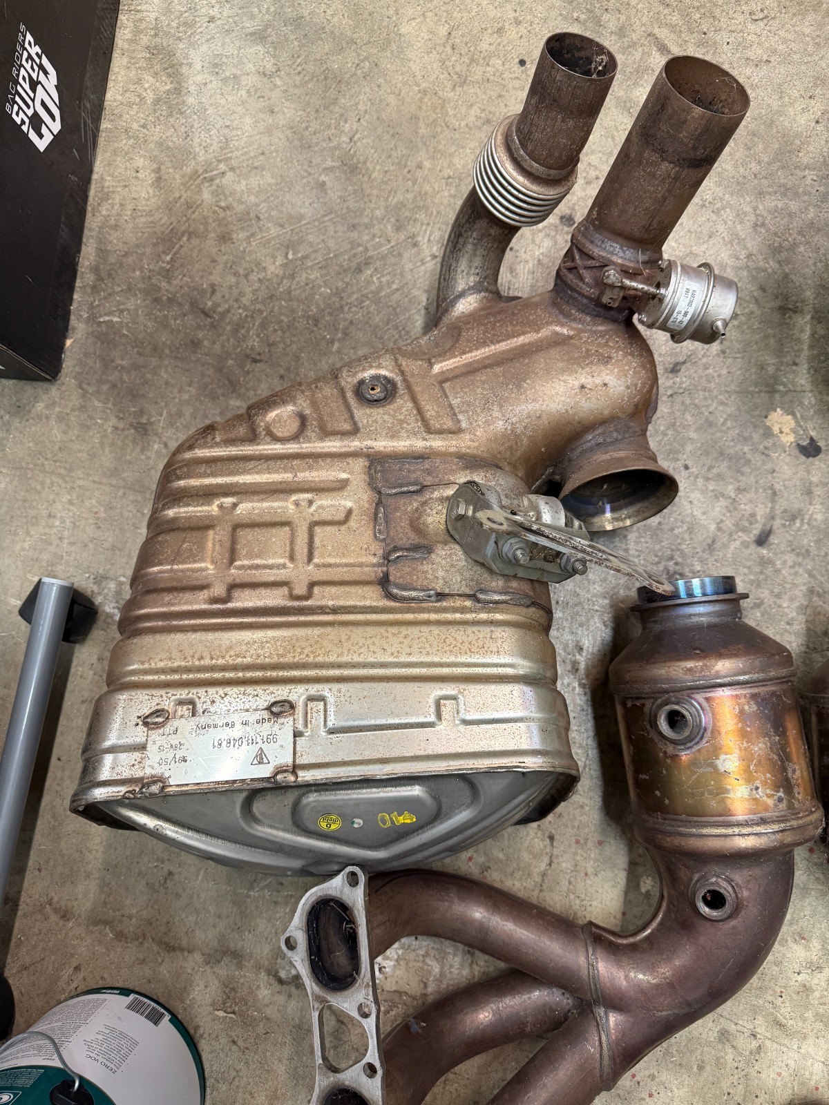 Porsche 911 GT3 RS 2018-2019 Exhaust system