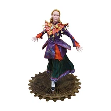 Alice Through the Looking Glass: 9" Alice Gallery PVC Figure