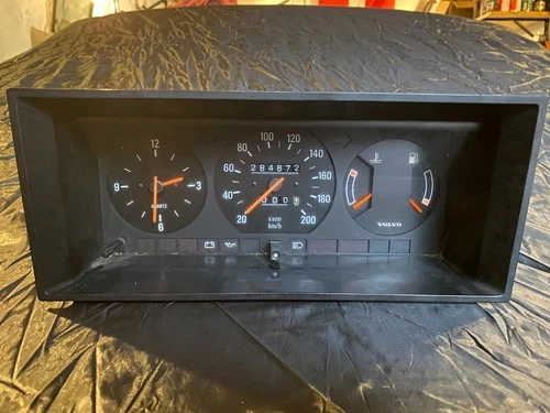 Volvo 240 Instrument Cluster Speedometer Gauge Instrument Cluster Gauge 245 244