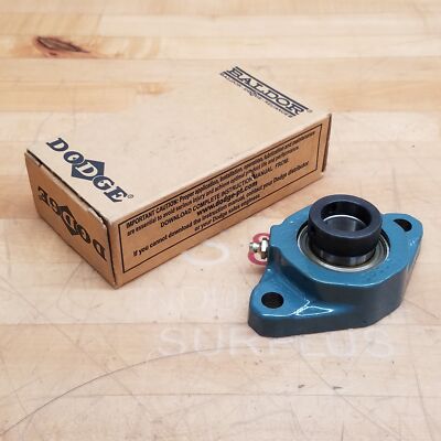 Baldor Dodge F2B-SXR-100 Flange Ball Bearing, w/Locking Collar, 1'' Bore - NEW