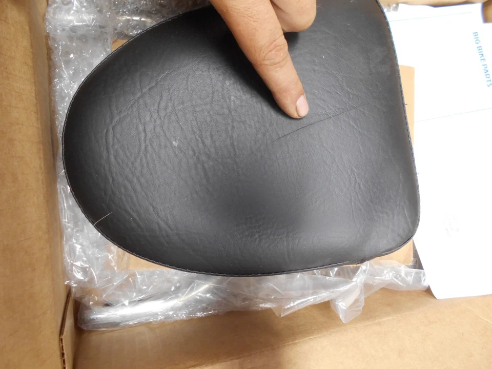 Show Chrome - 55-320 - Sissy Bar Kit - Image 4 of 4