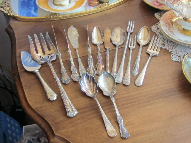 Columbia Butter Knife Lot Silver Plate Antique Sugar Spoon Victorian Floral