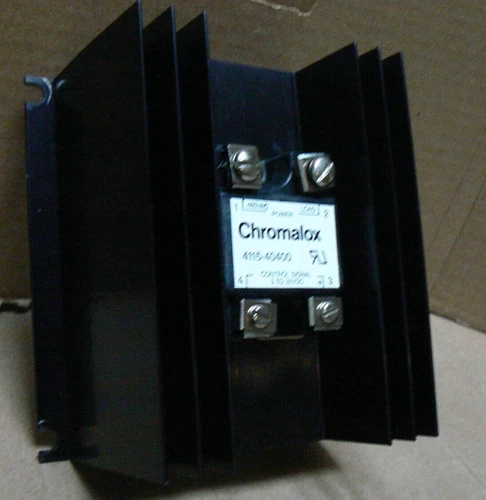CHROMALOX 4115-40400, Solid State Relay 480vac 40A/ 3-32vdc, -used-     (X)