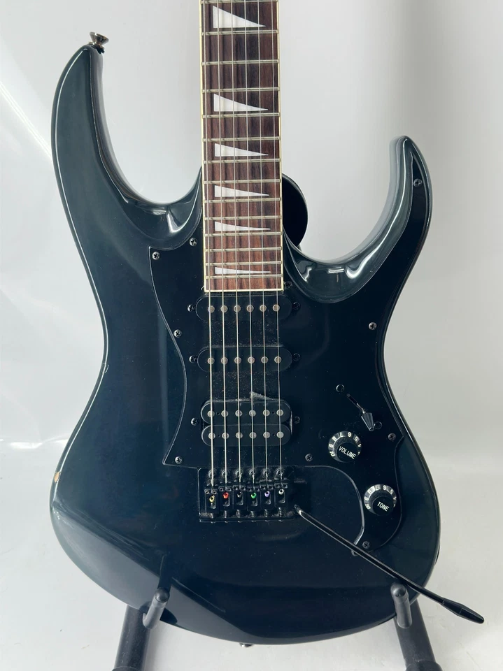 Guitarra Eléctrica Behringer Metalien Negra 6 Cuerdas Foto 4 de 4