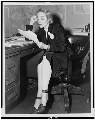 Marlene Dietrich,radio script,pencil,office,Branch,Bureau,Public Relations,1942
