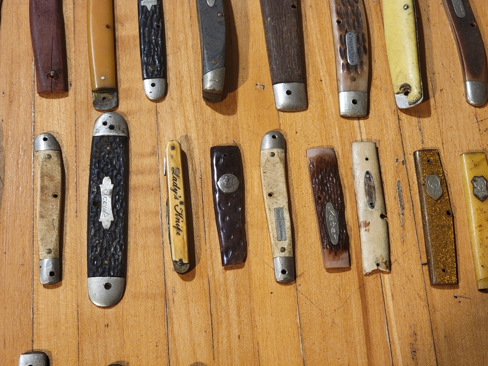 Pocket Knife Repair Parts Lot Scales Badges Cowan Creek Keen Kutter