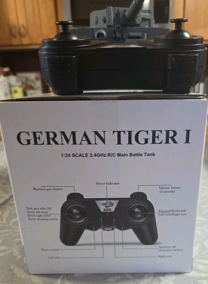 Радиоуправляемый боевой танк Tiger I 1:24 Taigen с пультом дистанционного управления инфракрасные боевые военные танки - Изображение 4 из 4