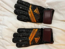 Adidas Predator F5 Junior Goalie Gloves fingersaver soccer youth used size 8