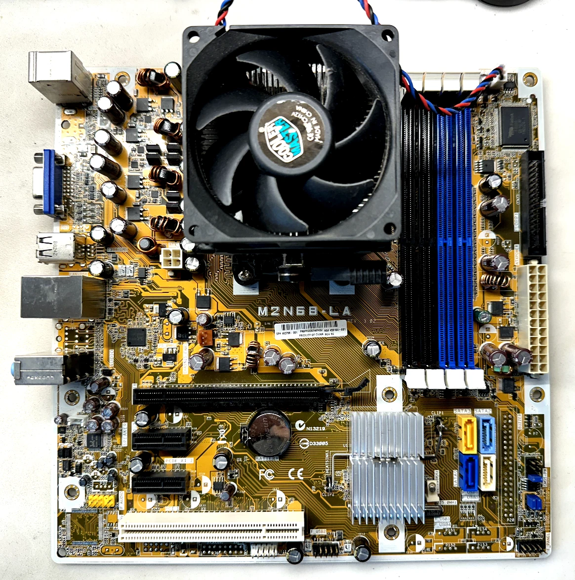 Panneau Shield I/O ASUS M2N68-LA REV 6.01 – Plaque Arrière Connecteurs