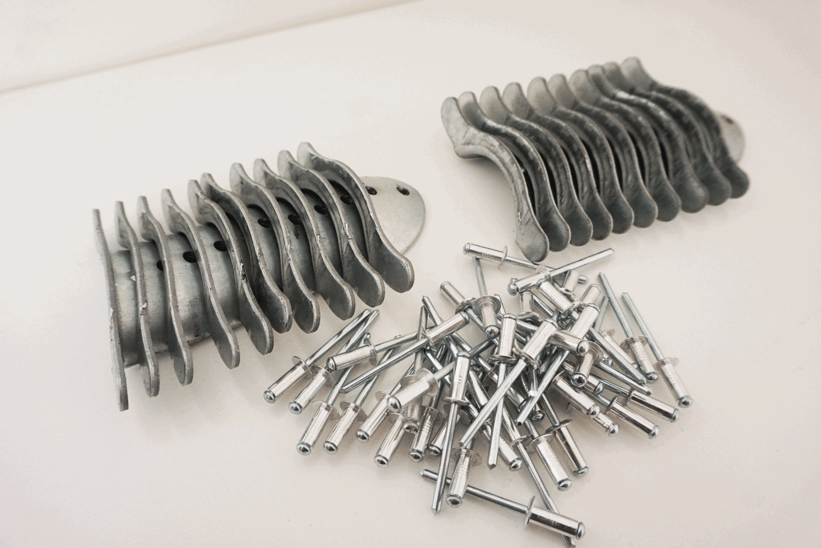 10 pairs 3" Steel Roller Shutter End Locks & Rivets for 75mm curved