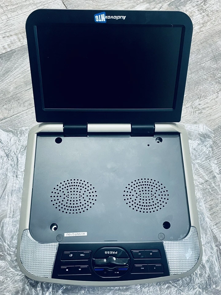 Voxx MTGBAVX10 10.1" Digital High Def Overhead Monitor System W/DVD And HDMI - Image 2 of 4