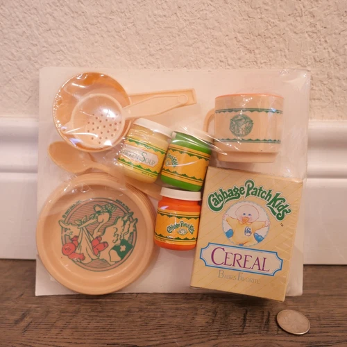Vintage 80’s Cabbage Patch Kids Misc Play Food & Dishes 1983 !!! Lot Set