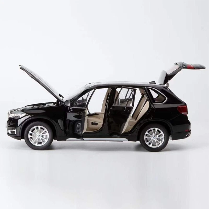 Paragon 1/18 Scale BMW X5 F15 SUV BLACK Diecast Car Model