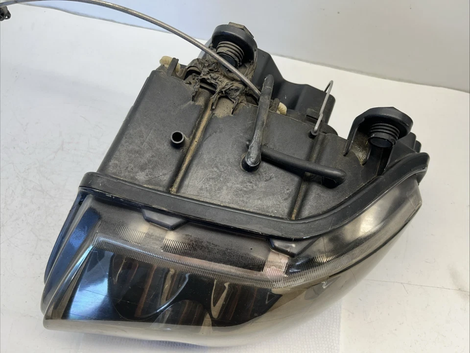 OEM FRONT LEFT HEADLIGHT LAMP HID XENON FOR 2003 2004-2008 MASERATI QUATTROPORTE - Image 4 of 4