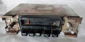 Garagenfund- Seltener Aimor Autoradio-Bastler-AL-502VW--Japan-Oldtimer-Ansehen