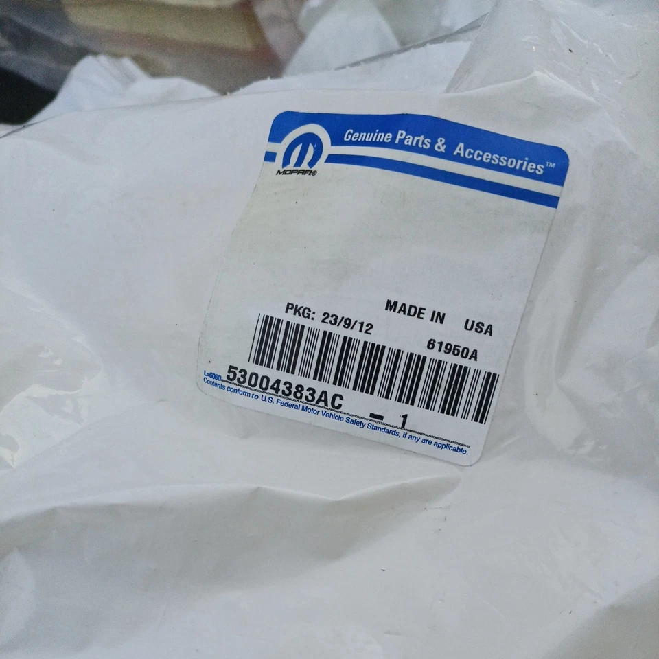 lote de 5 filtros de ar Mopar genuínos novos na caixa 53004383AC - Imagem 3 de 3