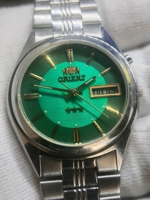 Vtg ORIENT tristar Crystal 3 star EM4J-CO CA Green Dial Men