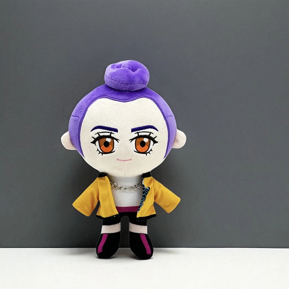26cm KPop Demon Hunters Rumi Plush Toy, Cute Anime Collectible, Gift for Fans - Image 2 of 3