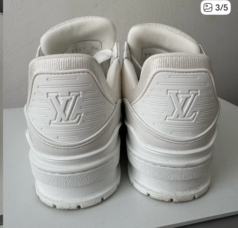 Louis Vuitton authentic White Trainers With dust Bags - Image 2 of 3