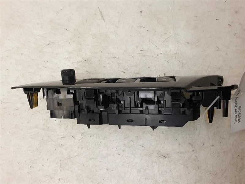 16-19 TOYOTA PRIUS PRIME DRIVER LATERAL PORTA FRONTAL INTERRUPTOR MESTRE  - Imagem 4 de 4