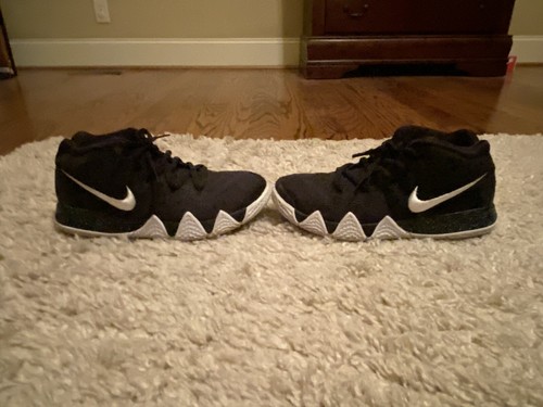 kyrie 4 boys size 7