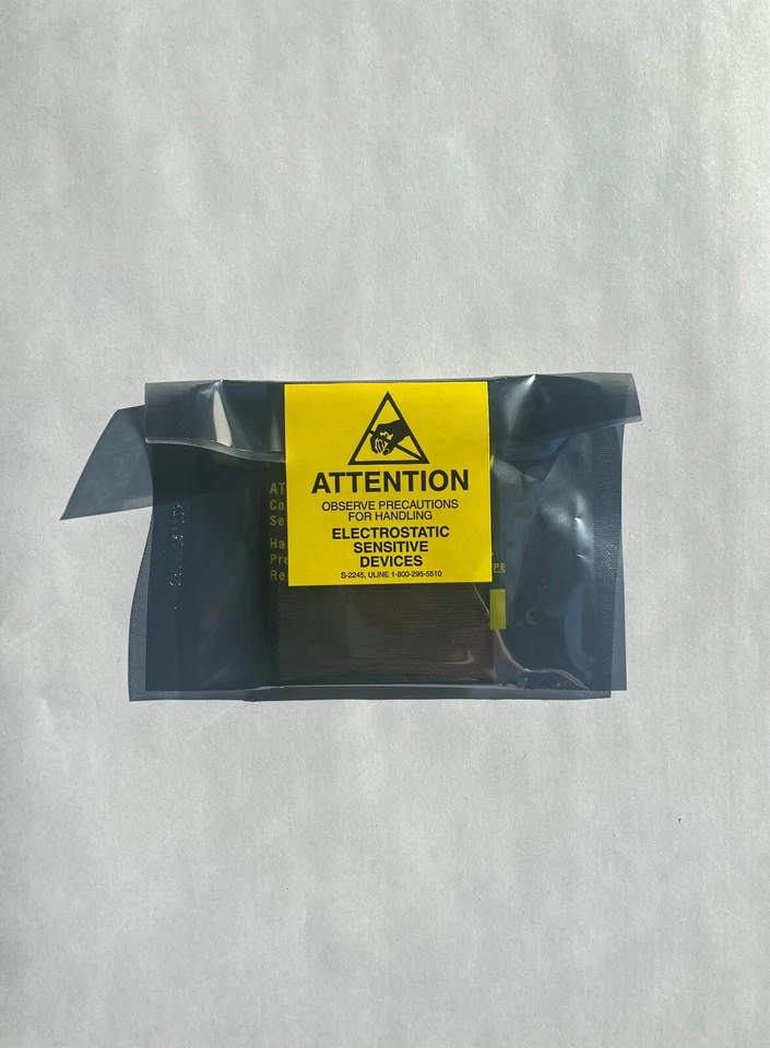 INTEL XEON SILVER 4210 2.20GHz 10-CORE SOCKET LGA 3647 CPU 3048F942 E4 SRFBL - Image 2 of 2