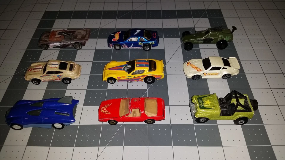 Hot Wheels Vintage 9 Car Lot With Rare 1982 Action Command Military Black Wheels - Image 3 of 4