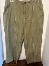 First issue Liz Claiborne Striped Capri Slacks