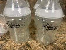Lot of 4  Tommee Tippee Closer to Nature 9 oz. Baby Bottles with 2 Handles