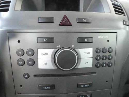13220831HQ Caja Reles/Fusibles para OPEL ZAFIRA B Cosmo 2007 7508677 - Imagen 8 de 10