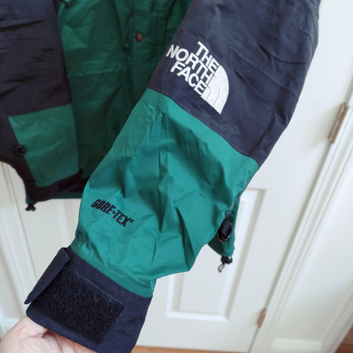 Vintage 90s NORTH FACE GORE-TEX SHELL JACKET Mountain Light Green 