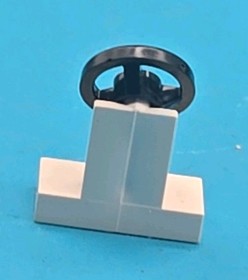 LEGO 3829c01 White Vehicle, Steering Stand 1 x 2 W/ Black Steering Wheel (x1)
