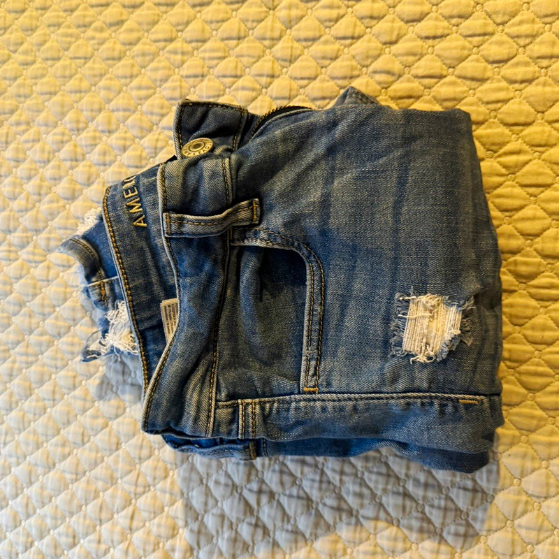 American Eagle Blue Light Wash Denim Distressed Stretch Skinny Jeans High Rise