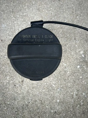OEM GENUINE NISSAN QUEST INFINITI QX56 QX80 GAS TANK FUEL FILLER CAP 17251-1LA1G - Image 1 of 3