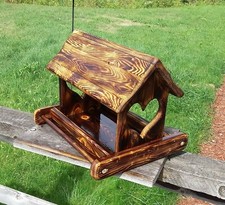 Large Cedar Wood Fly Through Platform Bird or Squirrel Feeder TBNUP 3B