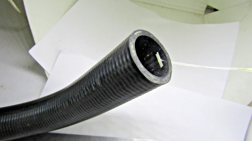 22228 ARMOR MARK 94-98 CHEVROLET GMC C1500 K250 4,3 L MANGUERA RADIADOR NUEVO Foto 4 de 4