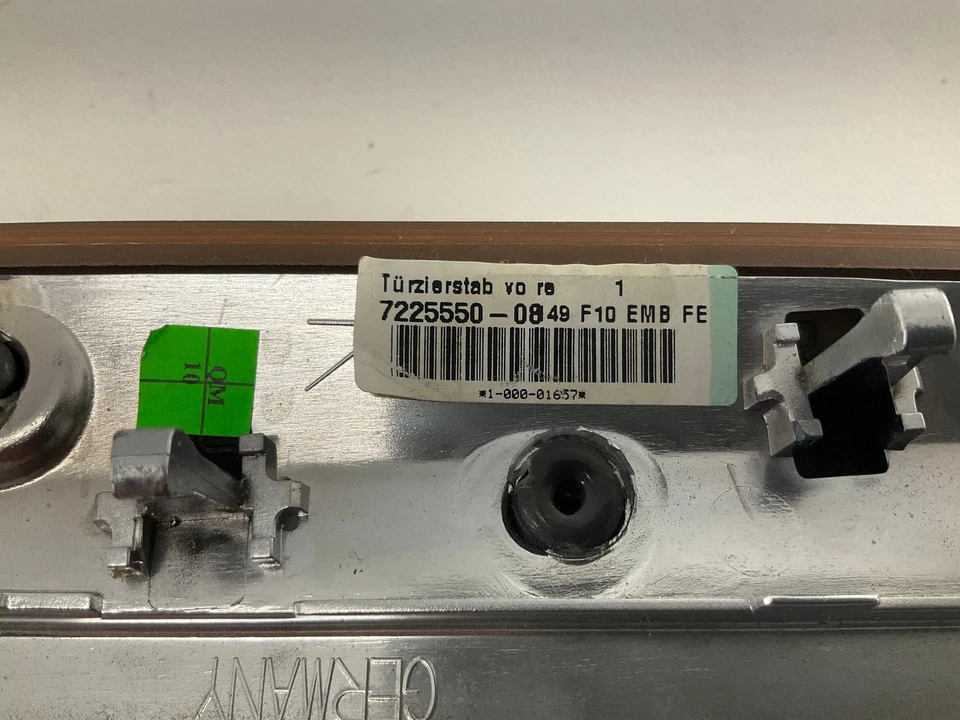 Moldura de tira de puerta delantera derecha interior BMW 528xi F10 11-16 OEM Foto 2 de 4