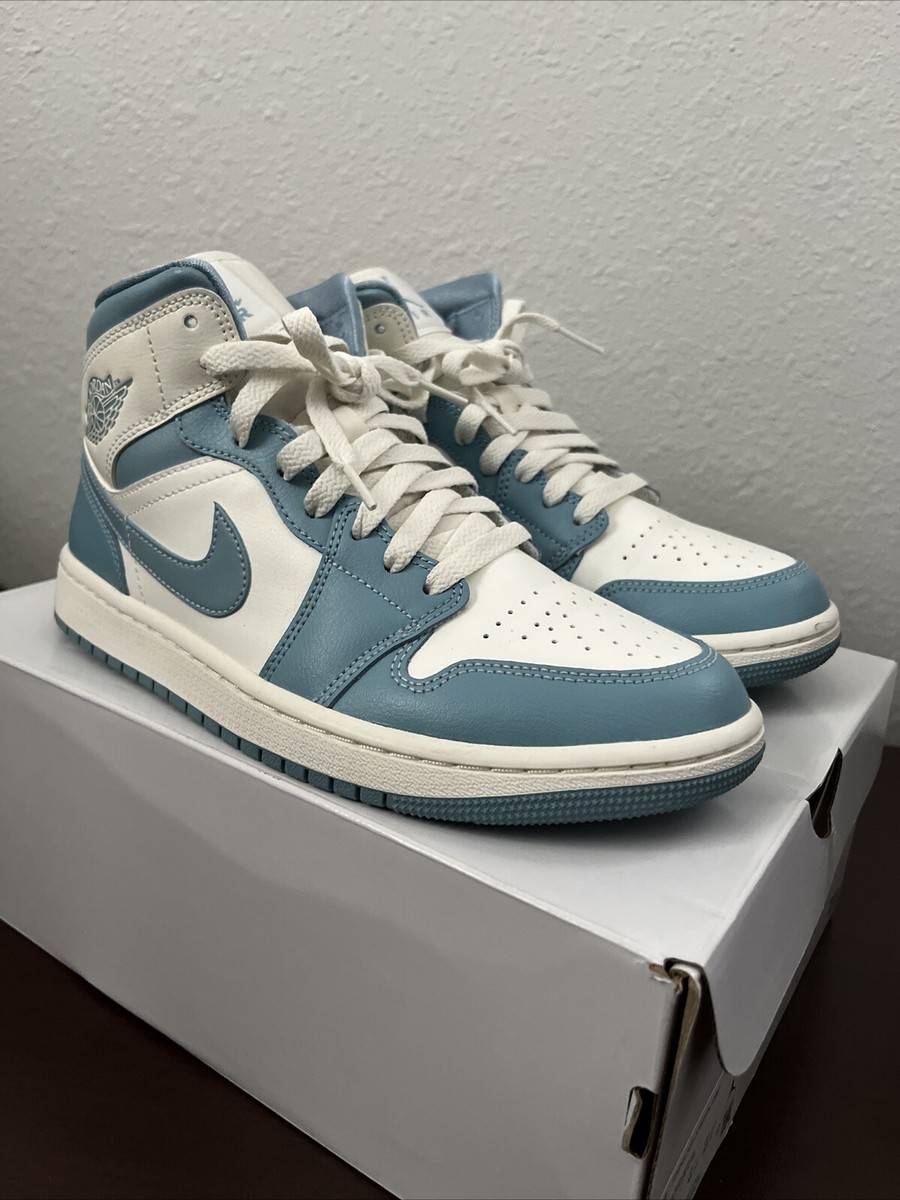 Nike Air Jordan 1 Mid UNC (2022) (W) ジョーダン 1 Air Jordan 1 Mid 'UNC (2022)' (W)