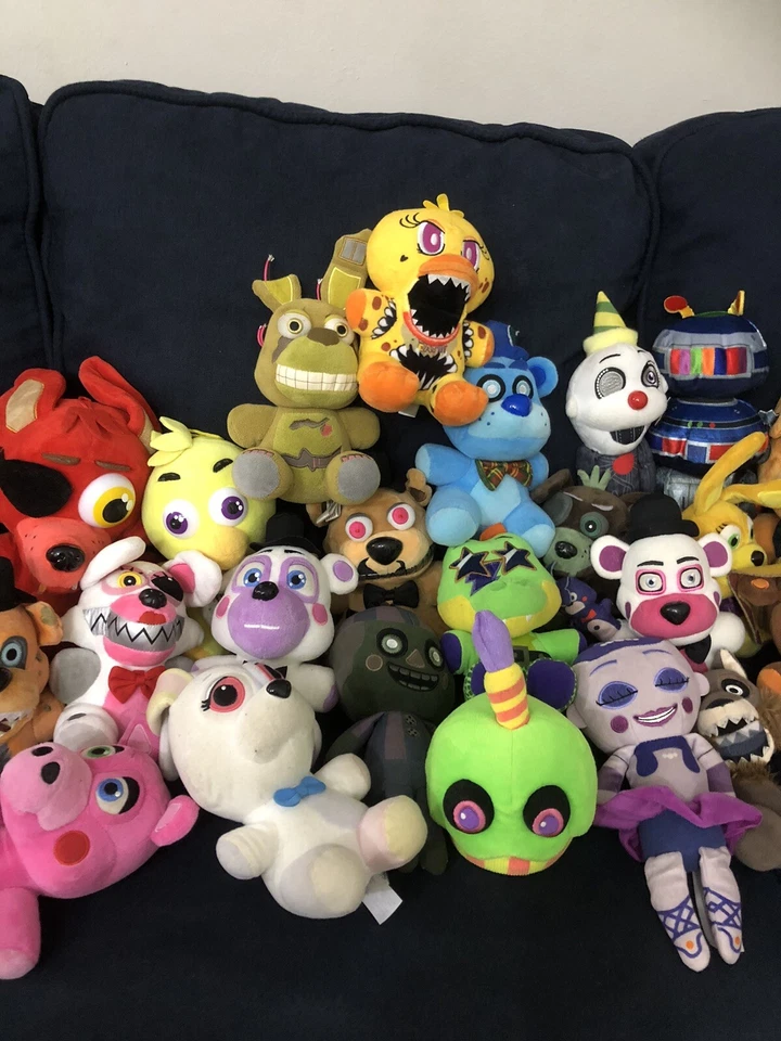 LOTE DE PELUCHES FNAF Foto 2 de 4