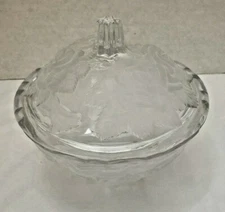 Home Beautiful  Rose Pearls Covered Candy Dish WY001 /502  New in box