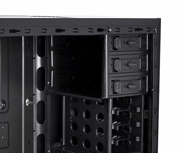Thermaltake CA-1B3-00M1NN-01 Versa H22 Plus No-Win Mid-tower (4 x 120mm Fan) - Image 2 of 3