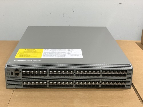 Cisco DS-C9396S 16G FC Fabric Switch 48 Active Ports Port Side Exhaust 2x AC PSU - 第 1/8 張圖片