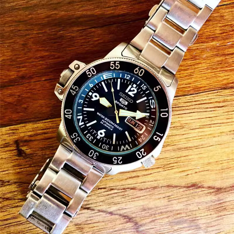 SEIKO SKZ211K1 自動巻き Seiko 5 Sports セイコー SEIKO SPORTS 腕時計 海外モデル 自動