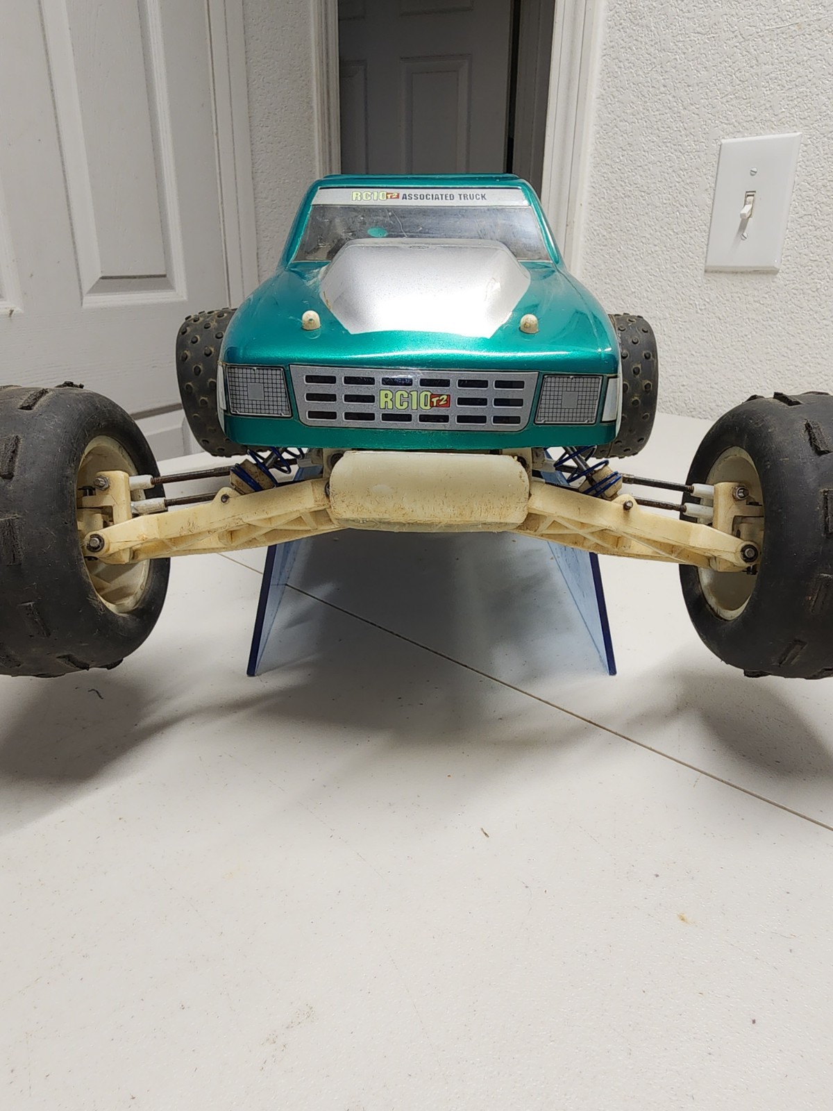 Picture 4 of 11