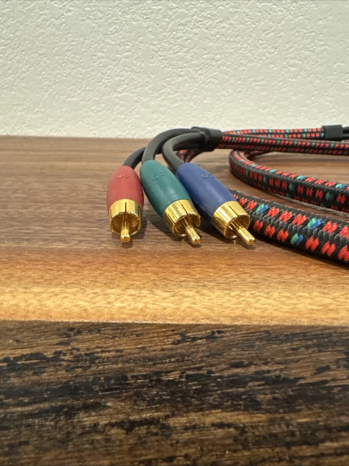 AudioQuest CinemaQuest YIQ-X Component Cable 2 Meter 2M RGB-Used - Image 2 of 3